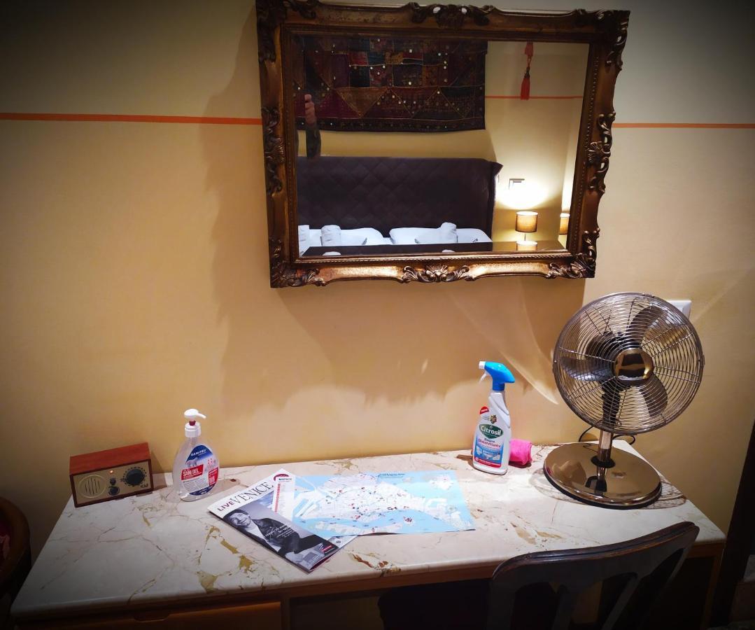 B&B Venice 1964 Luaran gambar
